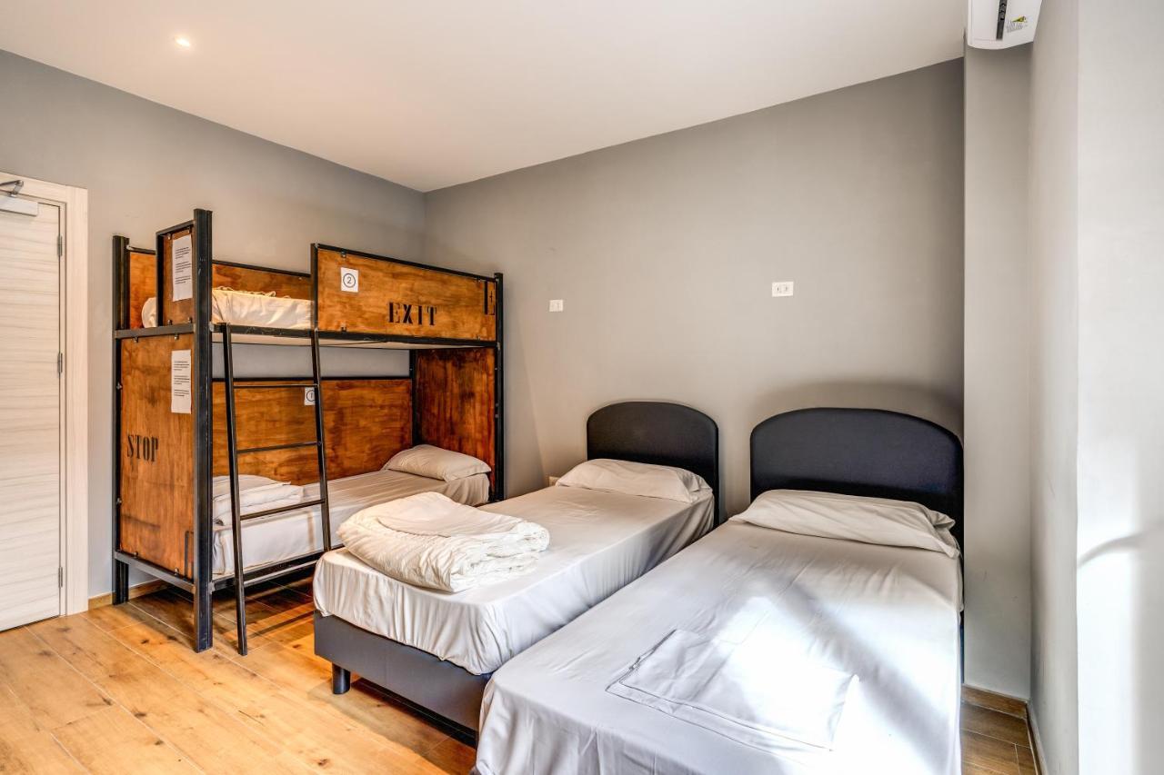 Hostel Trastevere Рим Экстерьер фото