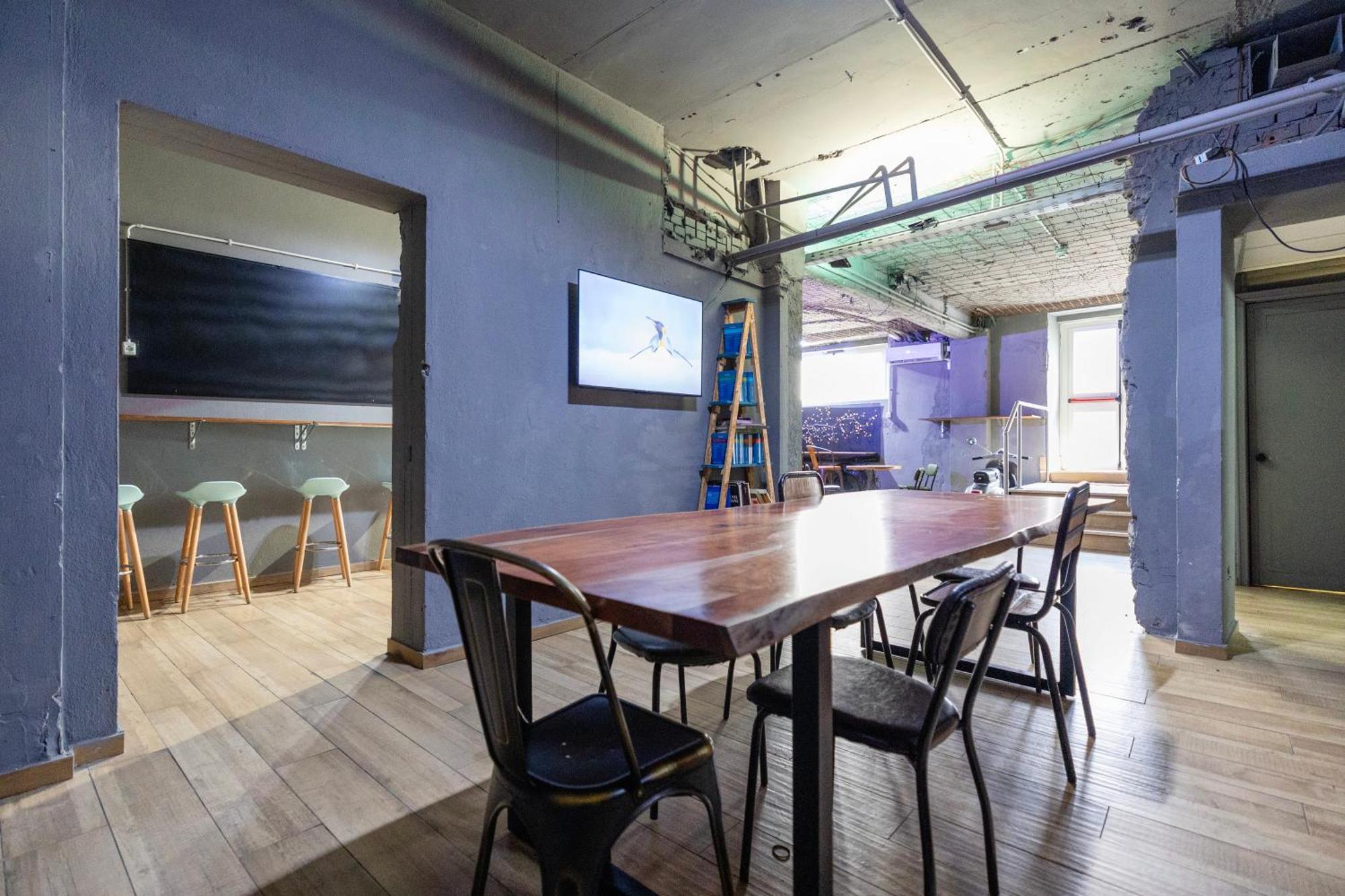 Hostel Trastevere Рим Экстерьер фото