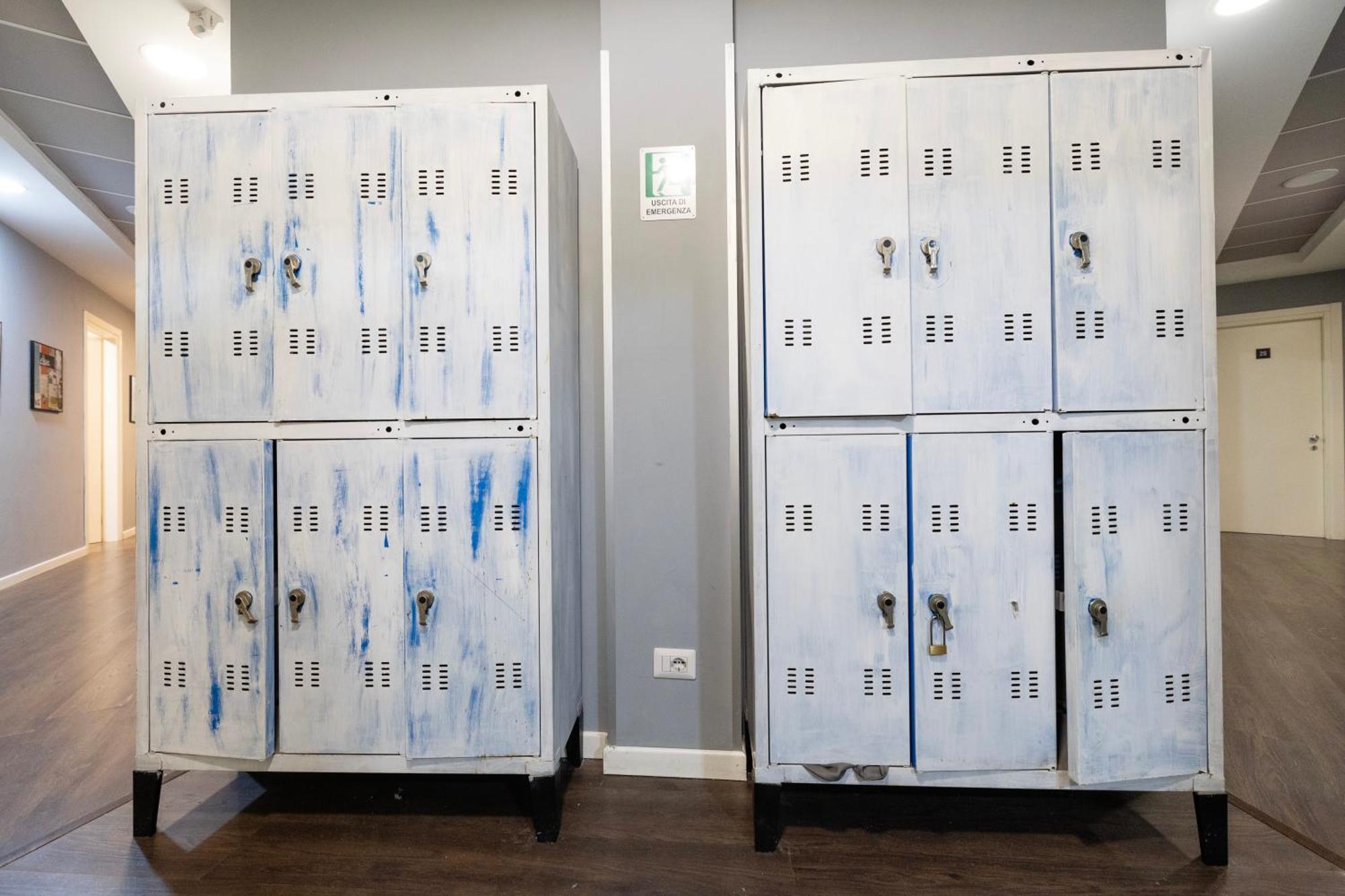 Hostel Trastevere Рим Экстерьер фото