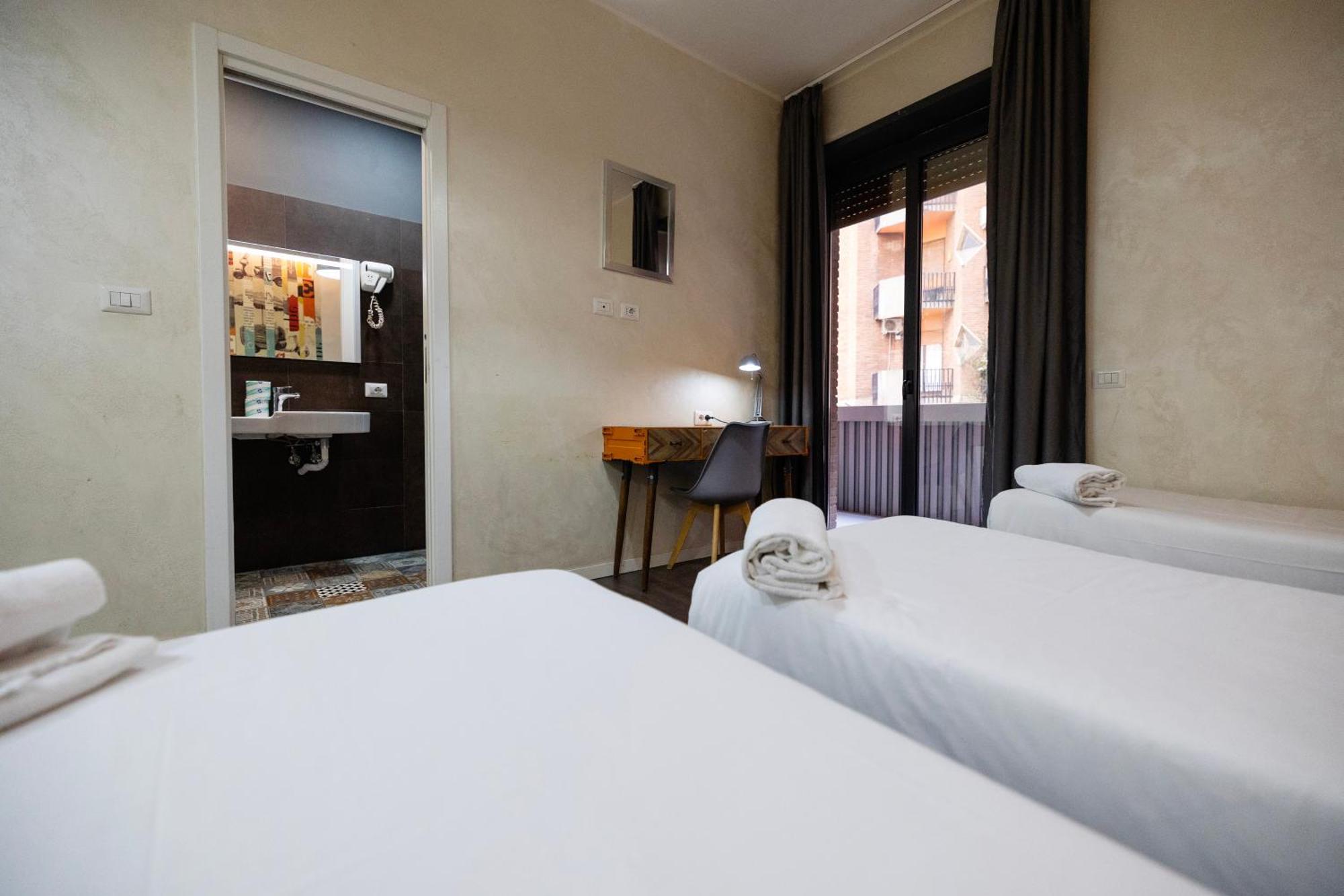 Hostel Trastevere Рим Экстерьер фото