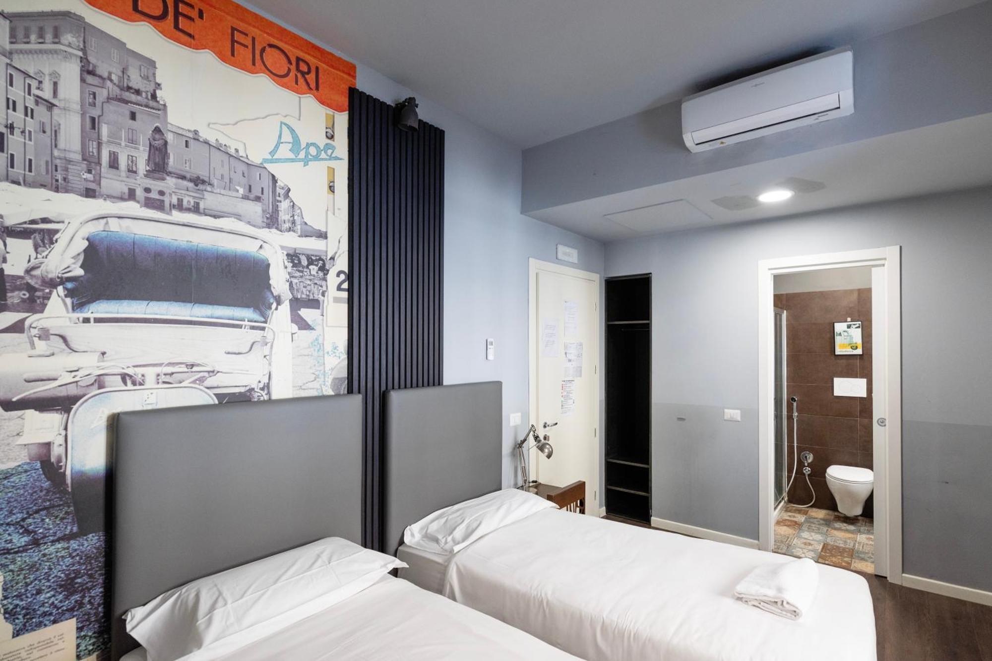 Hostel Trastevere Рим Экстерьер фото